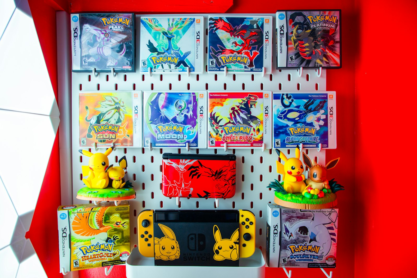Pokemon card trade show packing list: what collectors should bring to events